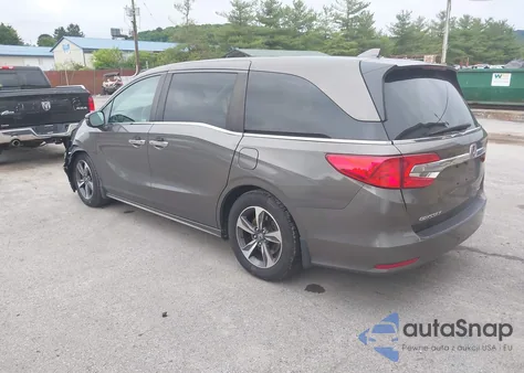 2018 Honda Odyssey Touring из США, поврежденный, VIN 5FNRL6H89JB057148